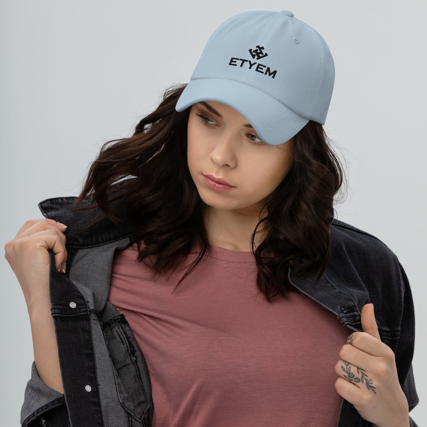 Etyem Dad hat
